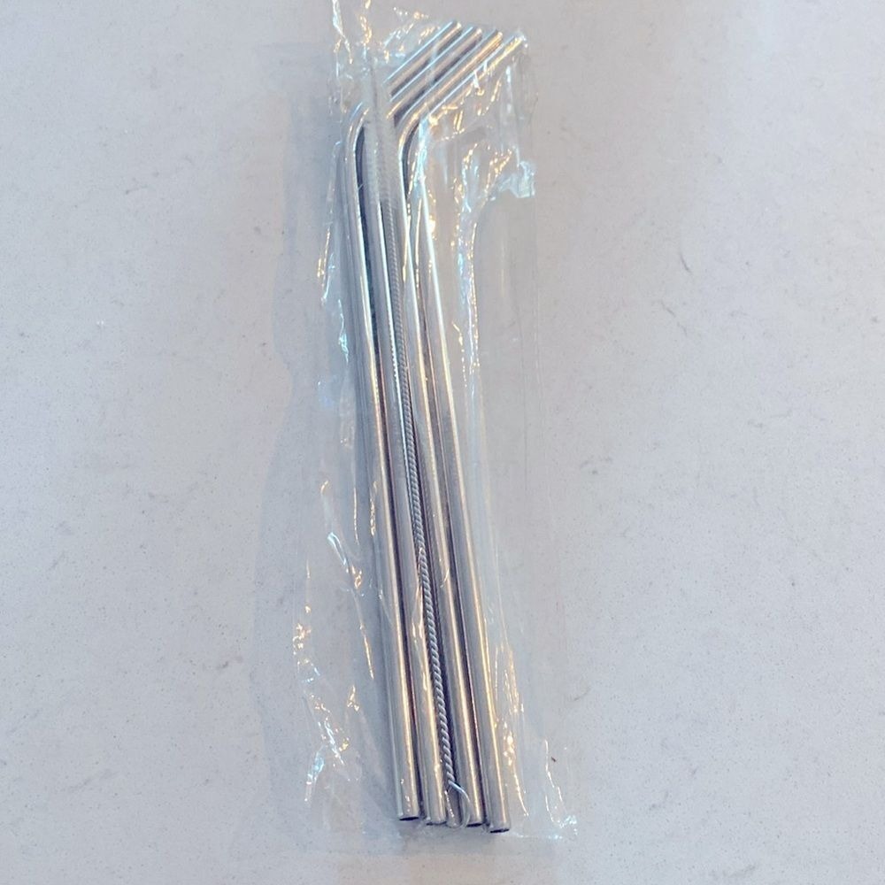 Nutribullet‎ Stainless Steel Reusable Curved Straws Set of 4 with Cleaning Brush